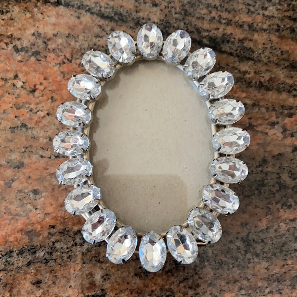 Mini crystal frame